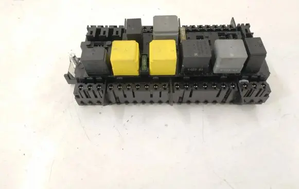 Mercedes-Benz B W246 W242 Fuse box set DALISID3706 2469067100 2469060093