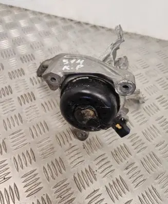 Audi Q7 4M Engine mount bracket 4M0399201E