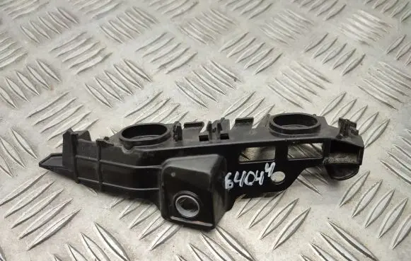 Volkswagen PASSAT B8 Front bumper mounting bracket 3C0807050