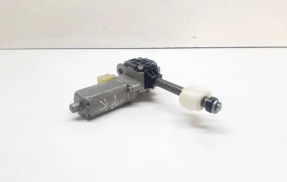 BMW 7 E65 E66 Seat adjustment motor 8316629 0390201990