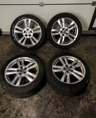 Volvo S60 R17 alloy rim 31381193