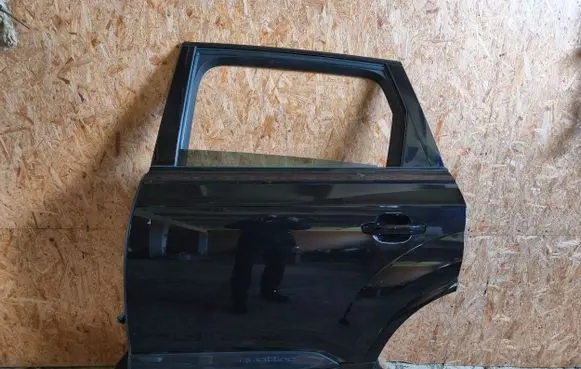 Rear door