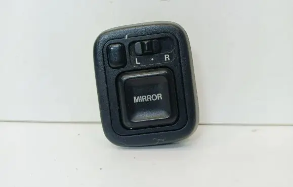 Honda Prelude Wing mirror switch 30619