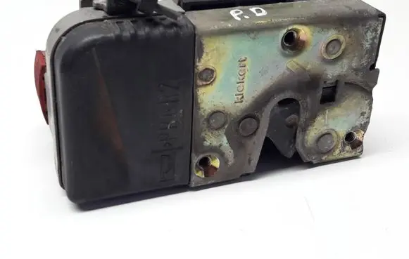 Peugeot 406 Front door lock