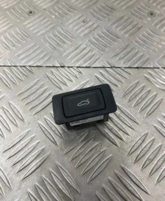 Audi Q5 SQ5 Tailgate/boot open switch button 4G0959831A