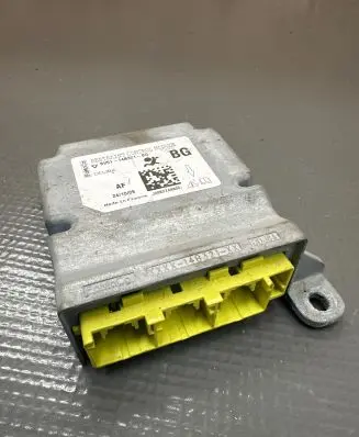 Ford Fiesta Airbag control unit/module 8V5114B321BG J296DZA8834