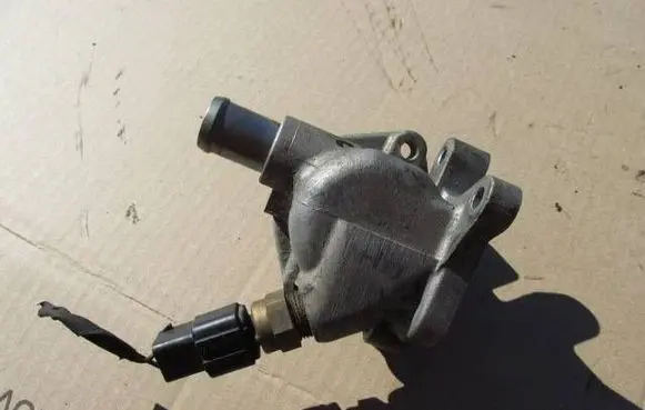 KIA Sportage Thermostat 