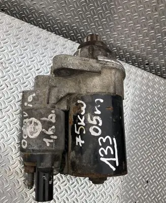 Skoda Octavia Mk2 (1Z) Starter motor 0001120408