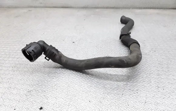 Volkswagen Golf VI Engine coolant pipe/hose
