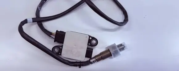 Volkswagen Tiguan Lambda probe sensor 05L906261K 0281009332 EGSPM22