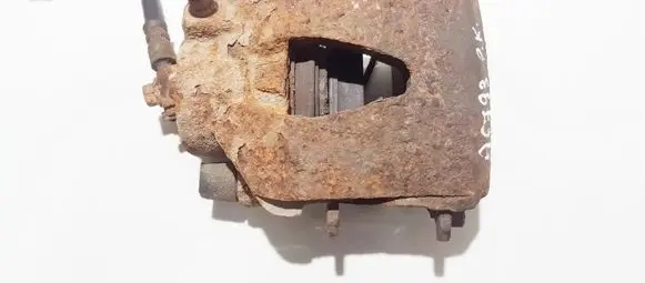 Volkswagen Golf IV Front brake caliper