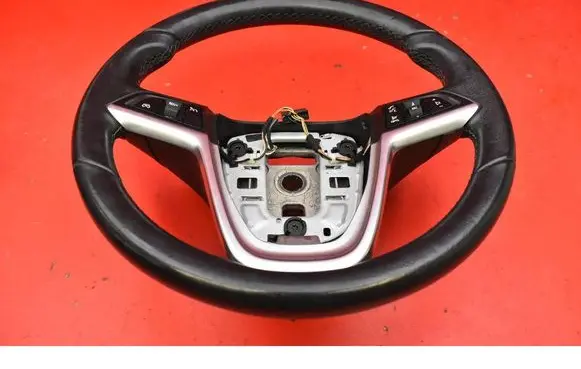 Opel Astra J Steering wheel 13351021