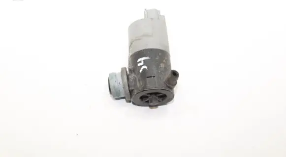 Toyota Auris 150 Windscreen/windshield washer pump 100630B 30892