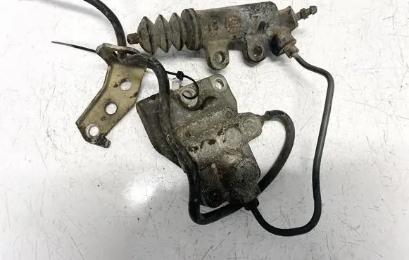 Toyota Previa (XR30, XR40) II Clutch master cylinder aisin