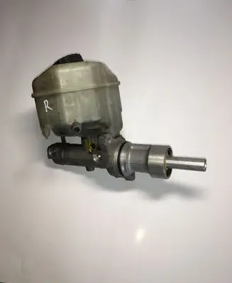 Volkswagen Crafter Master brake cylinder A0004317601 A0024314902