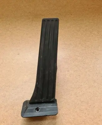 BMW 5 F10 F11 Accelerator throttle pedal 6860784