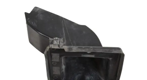 BMW 8 G14 Air intake duct part 51747359812 7359812
