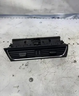 Audi A4 S4 B8 8K Dash center air vent grill 8T1820951B
