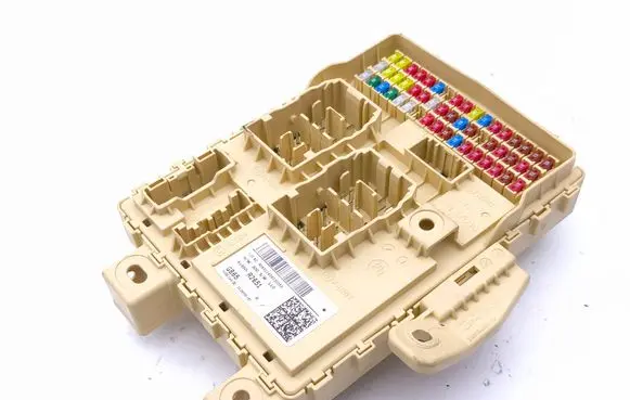 KIA Sportage Fuse module 91950R2651