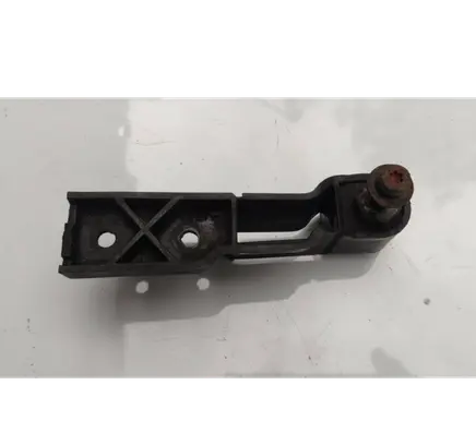 Audi A6 S6 C6 4F Front bumper mounting bracket 4F0807772