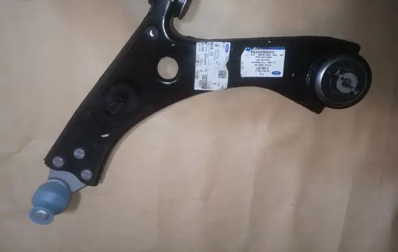 Ford Kuga II Rear control arm 2446227
