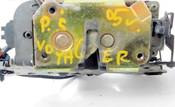 Chrysler Town u0026 Country IV Sliding door lock 195501