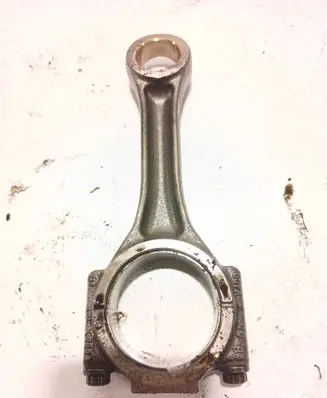 Volkswagen Transporter - Caravelle T5 Connecting rod/conrod V400