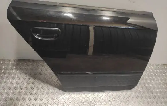 Audi A4 S4 B7 8E 8H Rear door