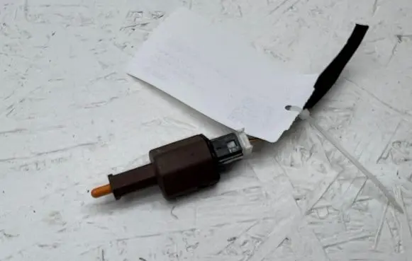 Tesla Model 3 Brake pedal sensor switch 104468100B