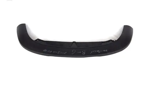 Front bumper lip