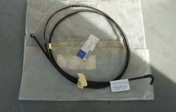 Mercedes-Benz E W212 Vacuum line/pipe/hose A2128002515
