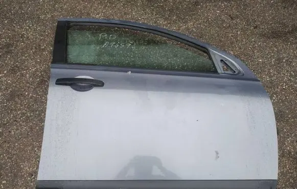 Nissan Qashqai Front door pilkos