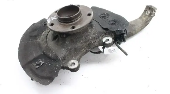 BMW 5 GT F07 Front wheel hub