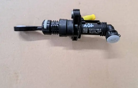 Audi A1 Clutch slave cylinder 2Q0721388B