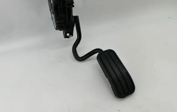 Volkswagen Sharan Accelerator throttle pedal 7M4723507E YM219F836HB 6PV70577770