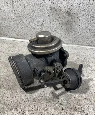 Ford Galaxy EGR valve 038131501AA