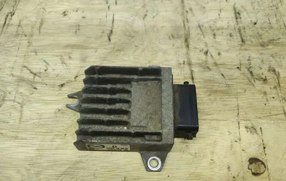 Mazda 5 Gearbox control unit/module LFDV189E1F