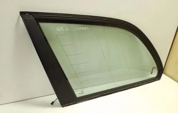 BMW 5 E39 Rear side window