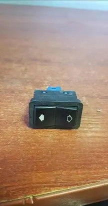 BMW 7 E38 Electric window control switch 8368932