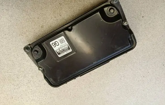Toyota RAV 4 (XA40) Engine control unit/module 8966142X60 2170001700