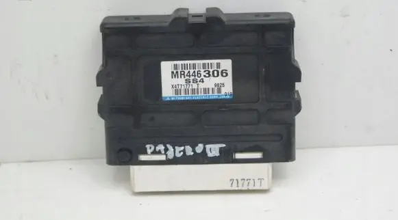 Mitsubishi Pajero Other control units/modules MR446306