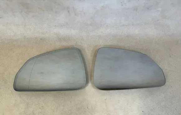 BMW X1 U11 Wing mirror glass 51165A18091