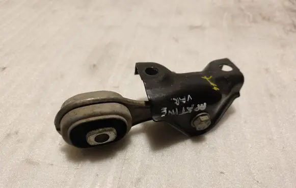 Dacia Sandero III Engine mount bracket 113605003R