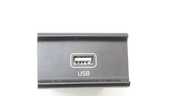 KIA Sportage USB socket connector 96120D9600