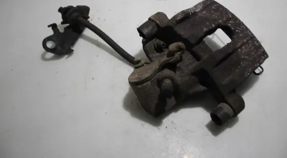 Ford C-MAX II Rear brake caliper
