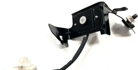 Mazda 3 II Microphone (bluetooth/phone) BBM466 3079390020