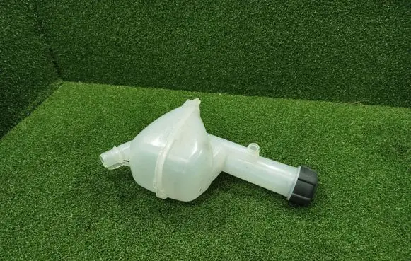 Renault Arkana Coolant expansion tank/reservoir 217102102R