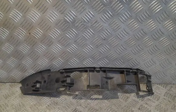 Volkswagen Touareg I Front bumper mounting bracket 7L6807184C0