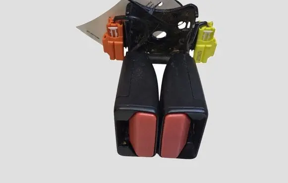 Volvo V60 Middle seatbelt buckle (rear) 31250658