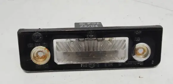 Skoda Octavia Mk2 (1Z) Number plate light 1Z0943021